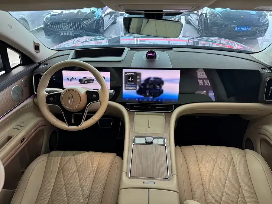 AITO M9 M9 2024 Extended Range Ultra Edition 42kWh 6-seater Edition 2024 — миниатюра 4