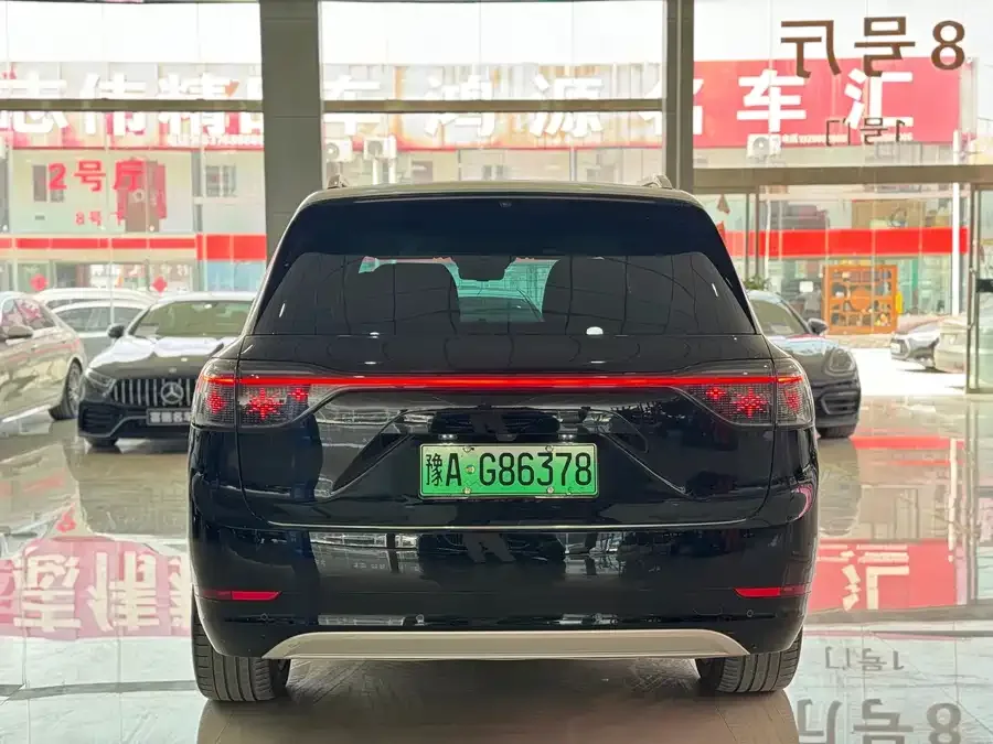 AITO M9 M9 2024 Extended Range Ultra Edition 42kWh 6-seater Edition 2024 — миниатюра 5