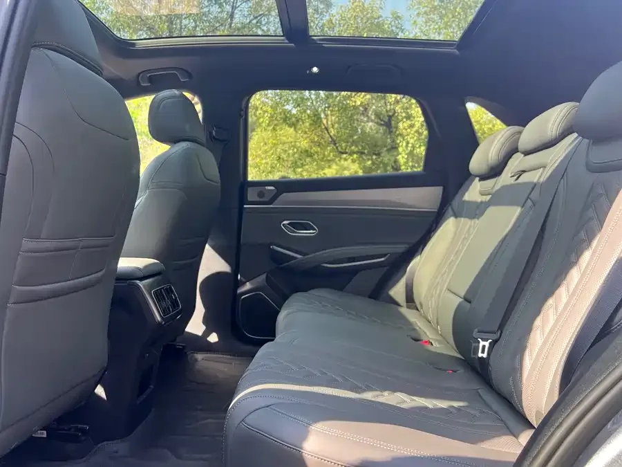 BYD Song L DM-i Song L DM-i 2025 Intelligent Driving Edition 160km Excellence Edition 2025 — миниатюра 5