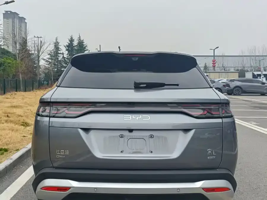 BYD Song L DM-i Song L DM-i 2025 Intelligent Driving Edition 112km Surpassing Edition 2025 — миниатюра 5
