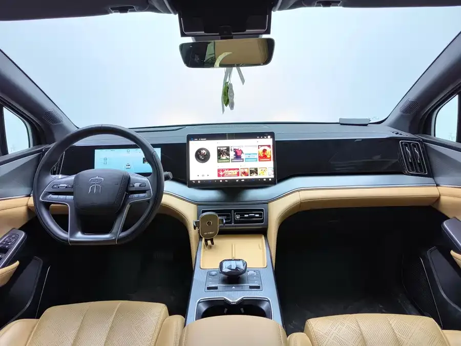 BYD Song L DM-i Song L DM-i 2024 112km Leading Model 2025 — миниатюра 4