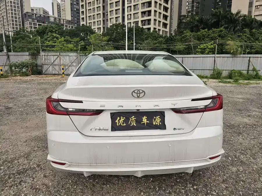 Toyota Camry Camry 2024 Hybrid 2.0HE Elite Edition 2024 — миниатюра 2