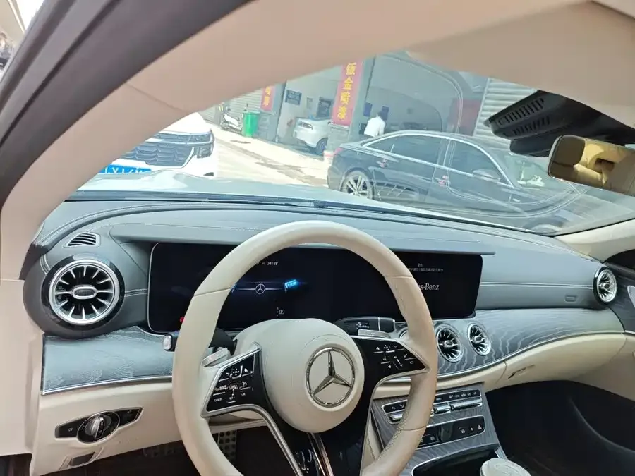 Mercedes-Benz CLS Mercedes-Benz CLS 2022 CLS 300 luxury model 2022 — миниатюра 3
