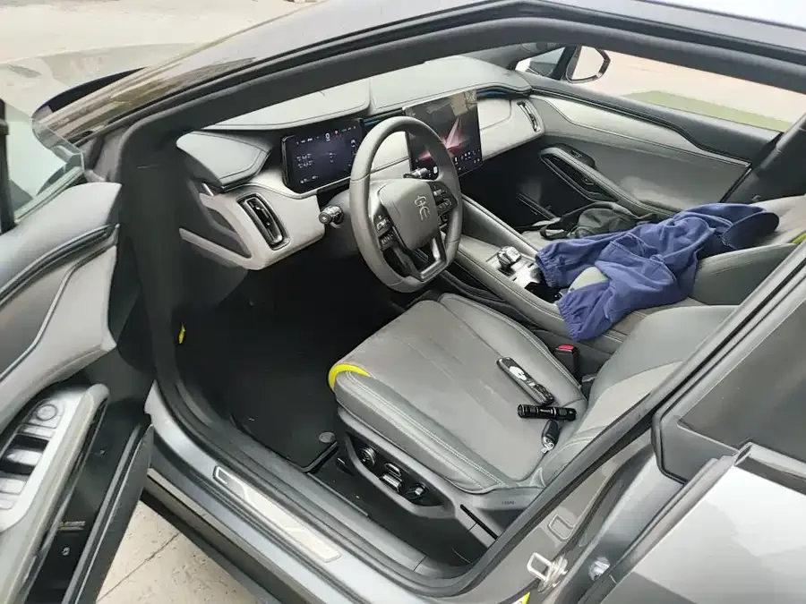 BYD Song L EV Song L EV 2025 Smart Driving Edition 602KM LiDAR 4WD 2025 — миниатюра 2