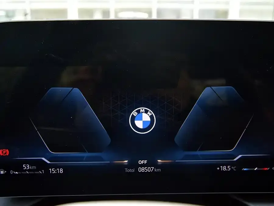 BMW 2 Series BMW 2 Series 2025 225L M Sport Night Edition 2025 — миниатюра 3