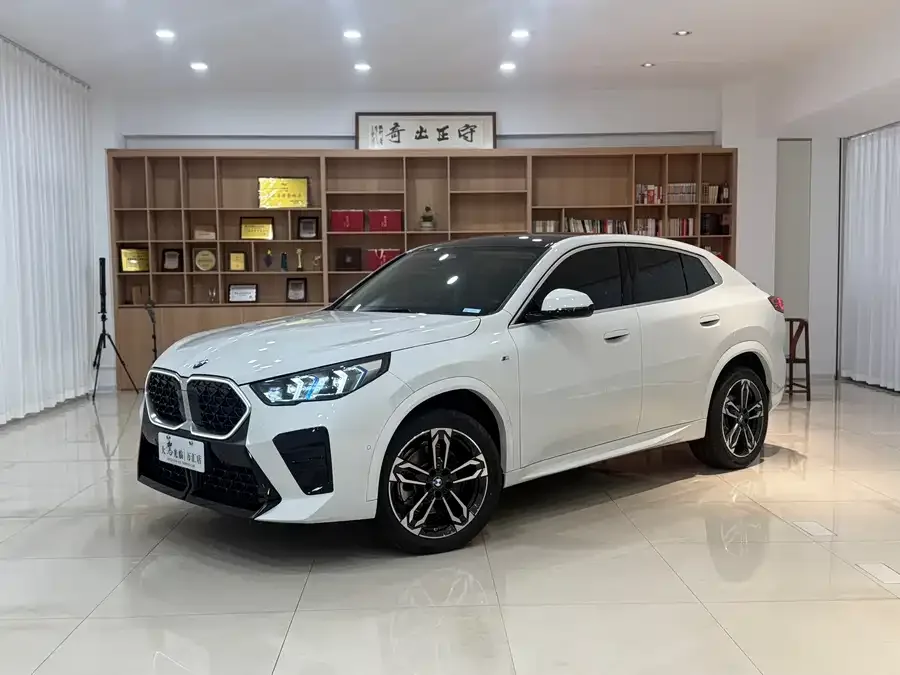 BMW X2 2025