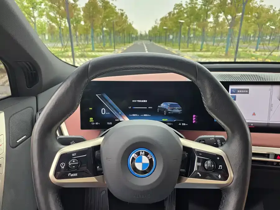 BMW iX 2022 xDrive50 2022 — миниатюра 5