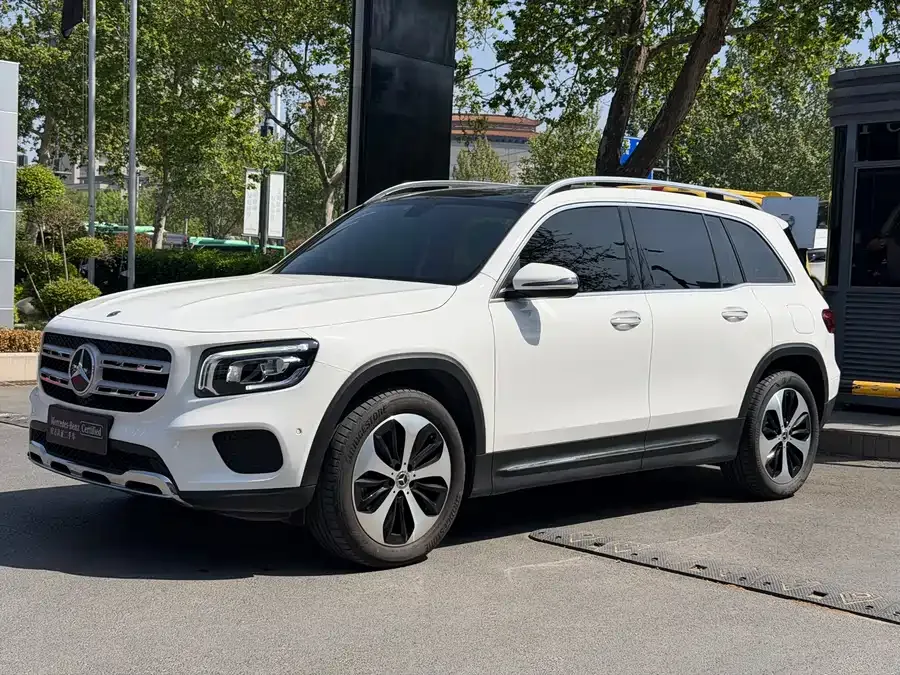 Mercedes-Benz GLB-Class 2023