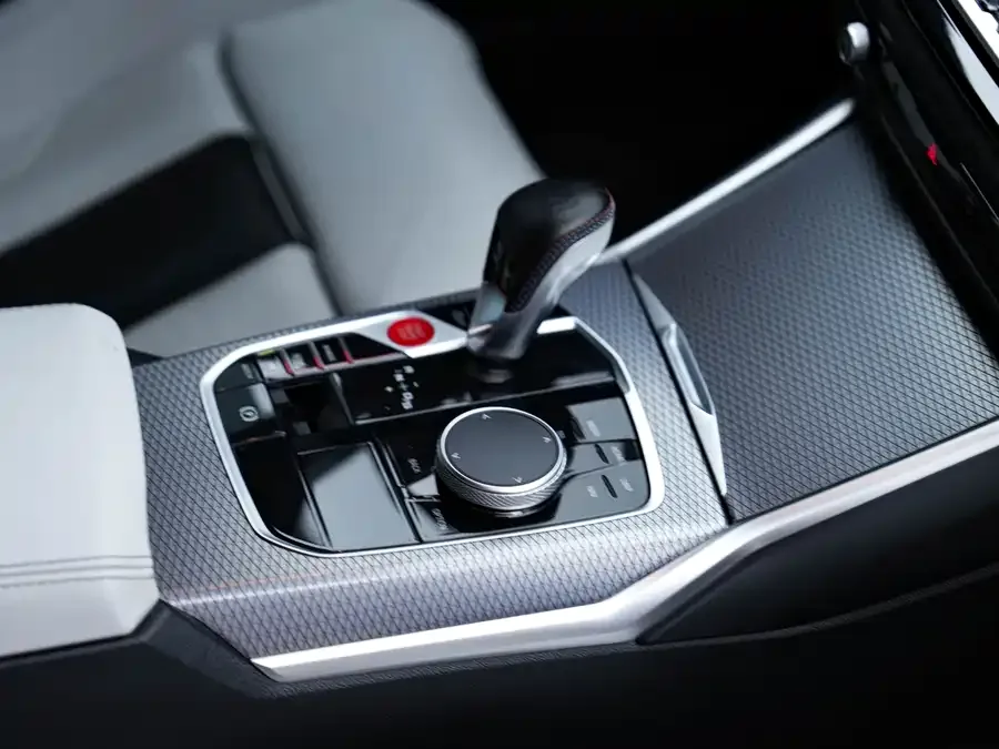 BMW M3 2023 M3 Sedan Thunder Edition 2024 — миниатюра 4