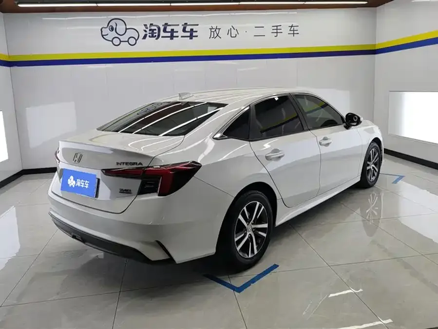 Honda Integra Stylish 2023 240TURBO CVT Leading Edition 2024 — миниатюра 3