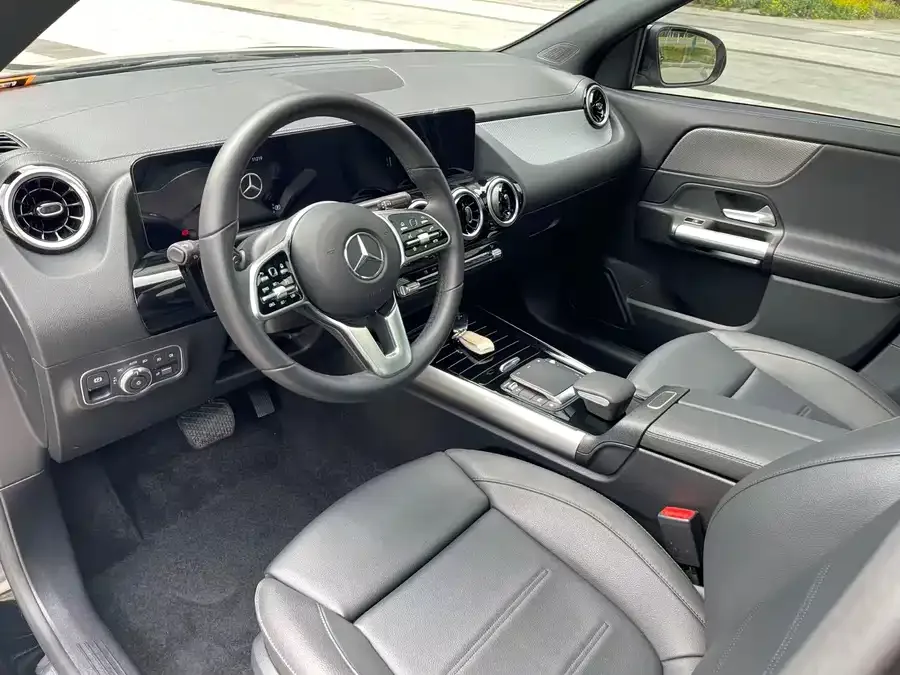 Mercedes-Benz GLA Mercedes-Benz GLA 2023 GLA 200 2023 — миниатюра 3