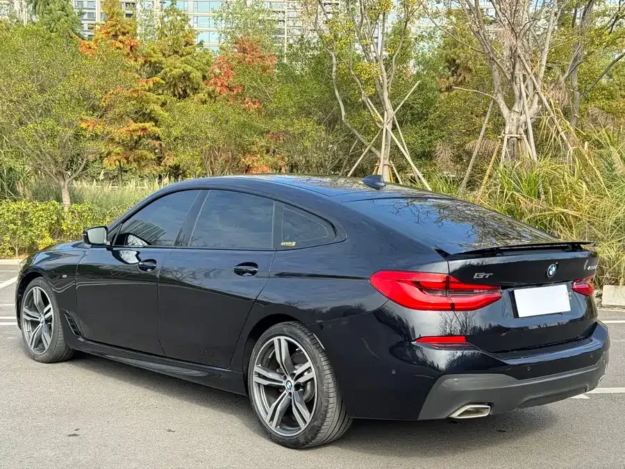 BMW 6 Series GT 2022 630i M Sport Package 2024 — миниатюра 4
