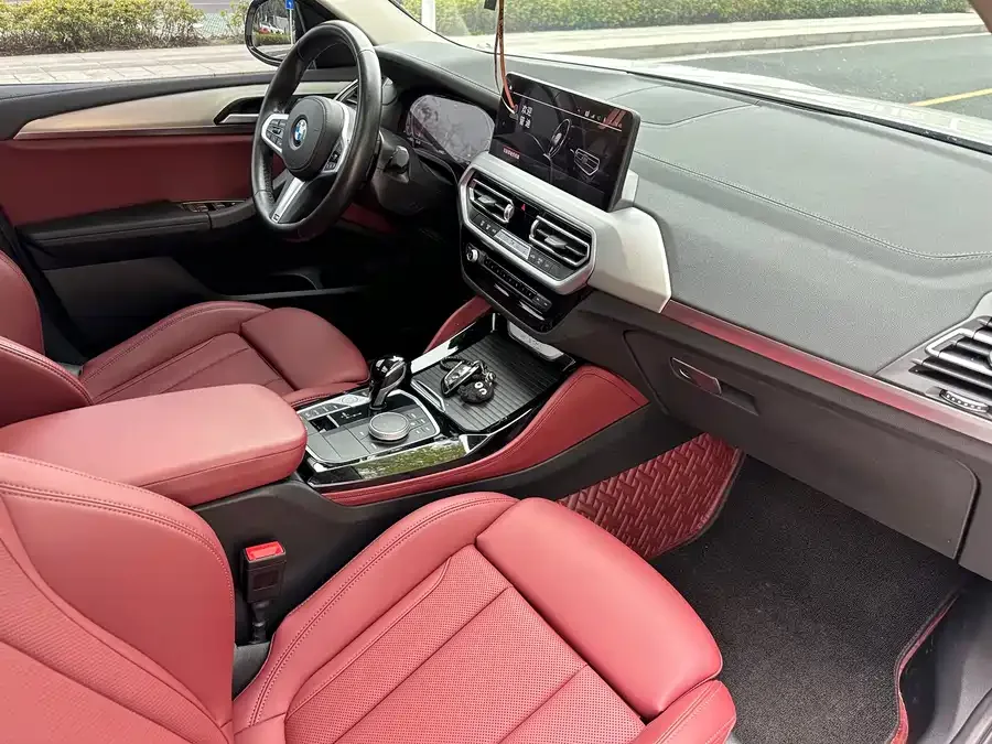BMW X4 2022 xDrive 25i M Sport Package 2022 — миниатюра 2