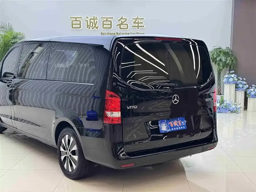 Mercedes-Benz Vito Vito 2021 2.0T Elite Edition 9 Seaters 2022 — миниатюра 3