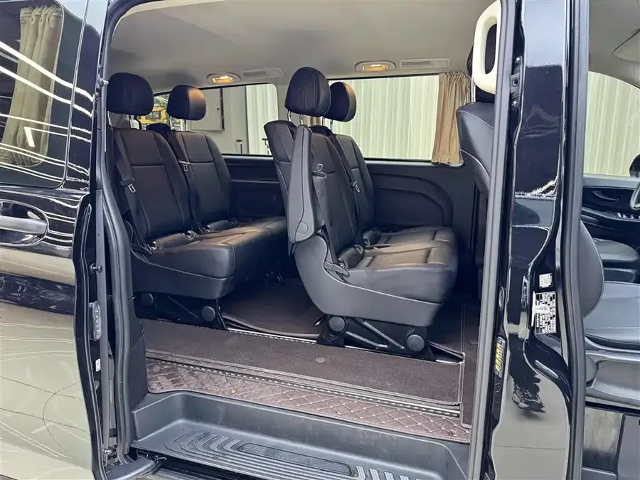 Mercedes-Benz Vito Vito 2021 2.0T Elite Edition 9 Seaters 2022 — миниатюра 4