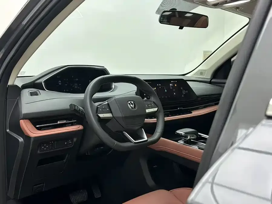 Changan CS55 Plus Changan CS55PLUS 2024 third generation 1.5T DCT premium model 2023 — миниатюра 2