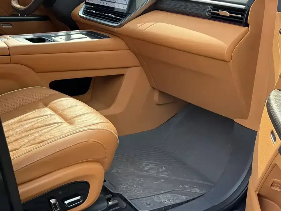 Dongfeng e008 e008 2025 210Ultra Smart Driving Edition 5 Seaters 2025 — миниатюра 4
