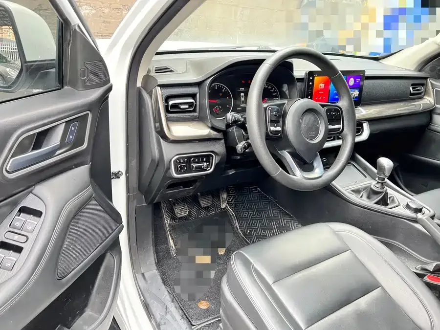 Great Wall gun 2023 Pao 2.0T Commercial Edition Manual Diesel Four-Wheel Drive Elite Standard Box GW4D20M 2023 — миниатюра 4