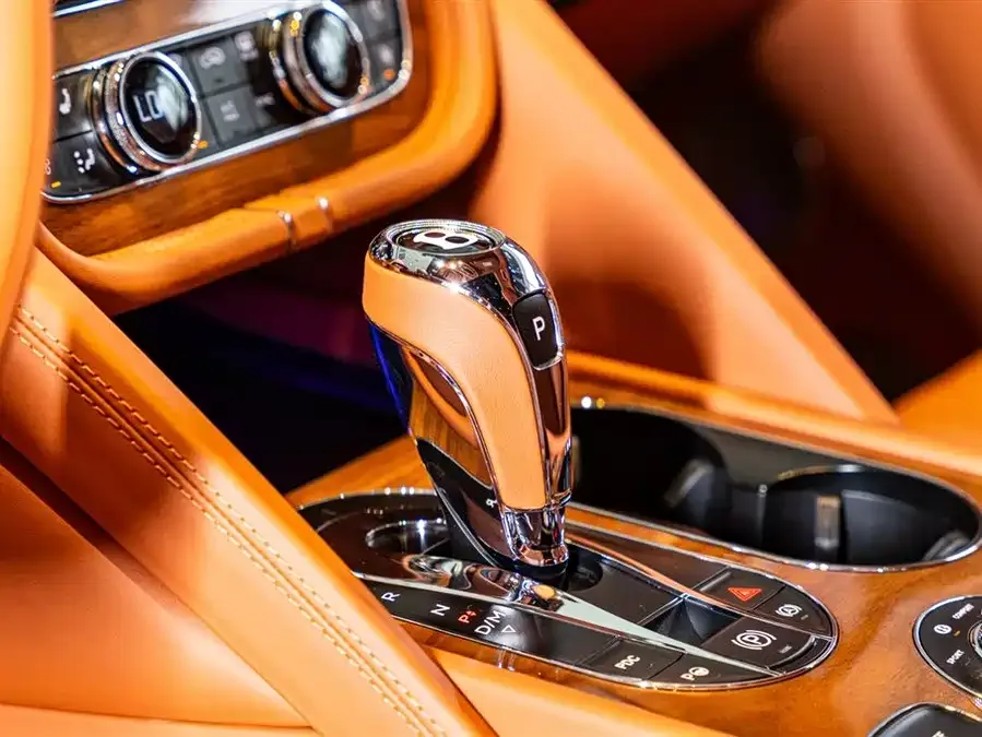 Bentley Bentayga Bentayga 2022 4.0T V8 2023 — миниатюра 4
