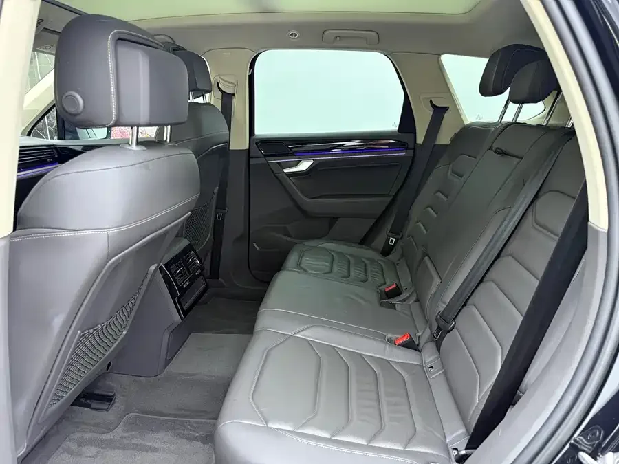 Volkswagen Touareg Touareg 2021 2.0TSI Ruishang Edition 2022 — миниатюра 4