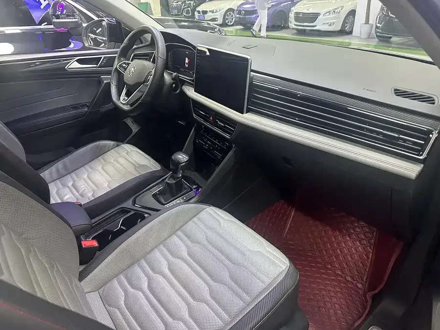 Volkswagen Tiguan X Tiguan X 2023 330TSI two-wheel drive flagship version 2022 — миниатюра 4