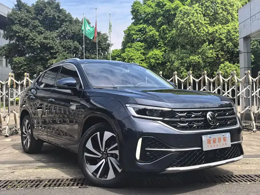 Volkswagen Tayron X Tanyue X 2023 330TSI 2WD Premium High-Energy Edition 2023 — миниатюра 3