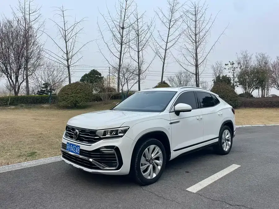 Volkswagen Tayron X Tanyue X 2020 330TSI 2WD Flagship Smart Edition 2022 — фото 1, купить с доставкой в Москву