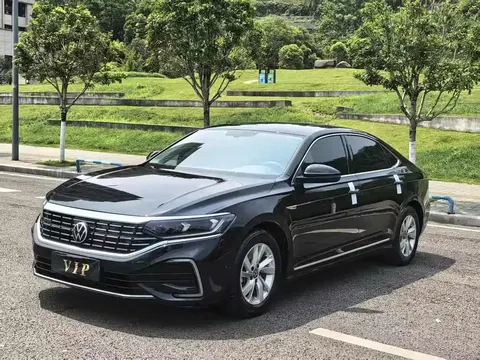 Volkswagen Passat New Energy 2022 купить в Москве