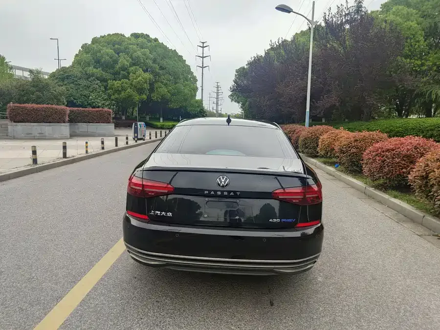 Volkswagen Passat New Energy Passat New Energy 2022 430PHEV Hybrid Elite Edition 2022 — миниатюра 2
