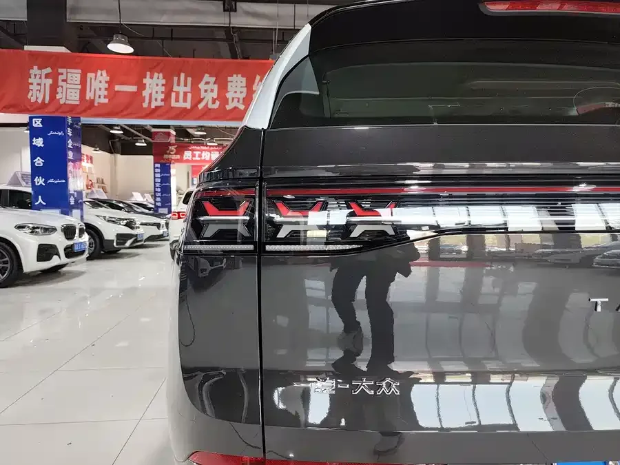 Volkswagen Tavendor 2025 Lanxun 380TSI 4WD R-Line Touring Edition 2026 — миниатюра 5