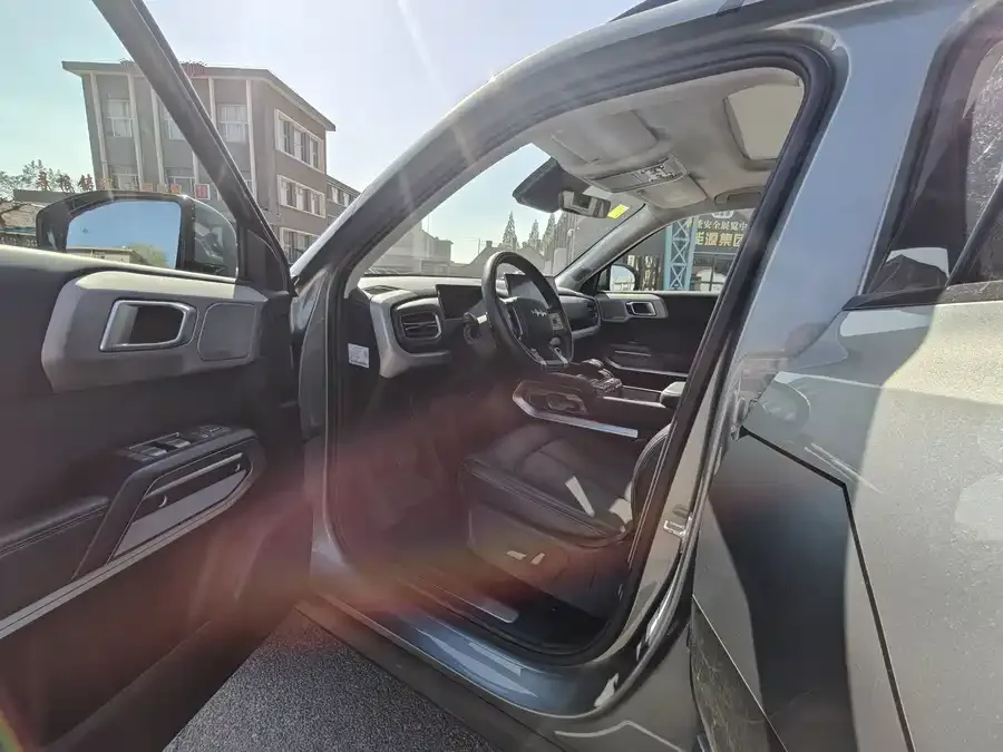BYD Leopard Titanium 3 Titanium 3 2025 501KM 4WD Ultra Edition 2026 — миниатюра 3