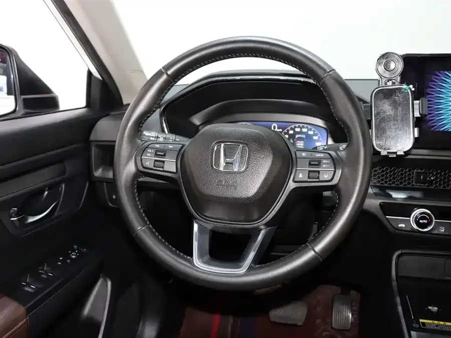 Honda CR-V 2023 240TURBO 2WD 5-seater 2024 — миниатюра 4