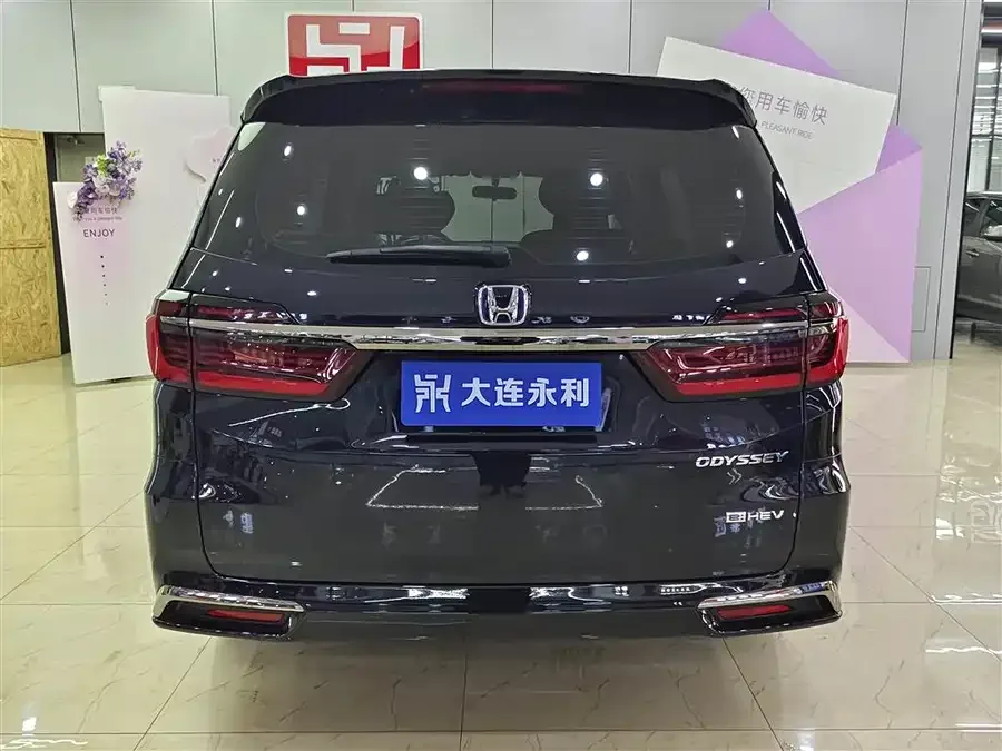 Honda Odyssey 2024 Odyssey 2.0L e:HEV Elite Enjoy Edition 2024 — миниатюра 2
