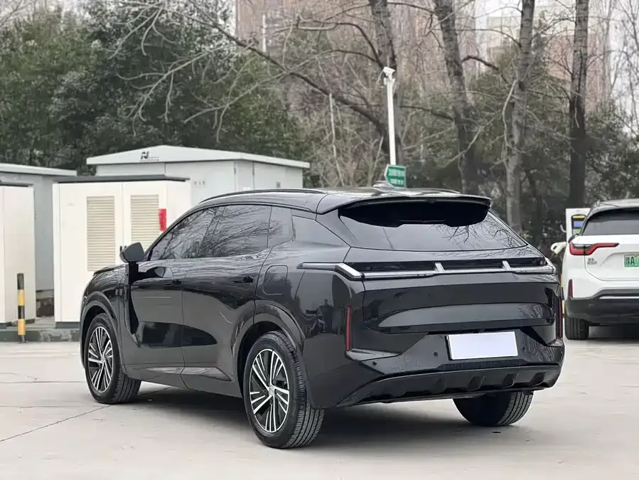 Lynk & Co 08 EM-P Lynk & Co 08 EM-P 2023 model 245km ultra-long range Halo 2024 — миниатюра 3