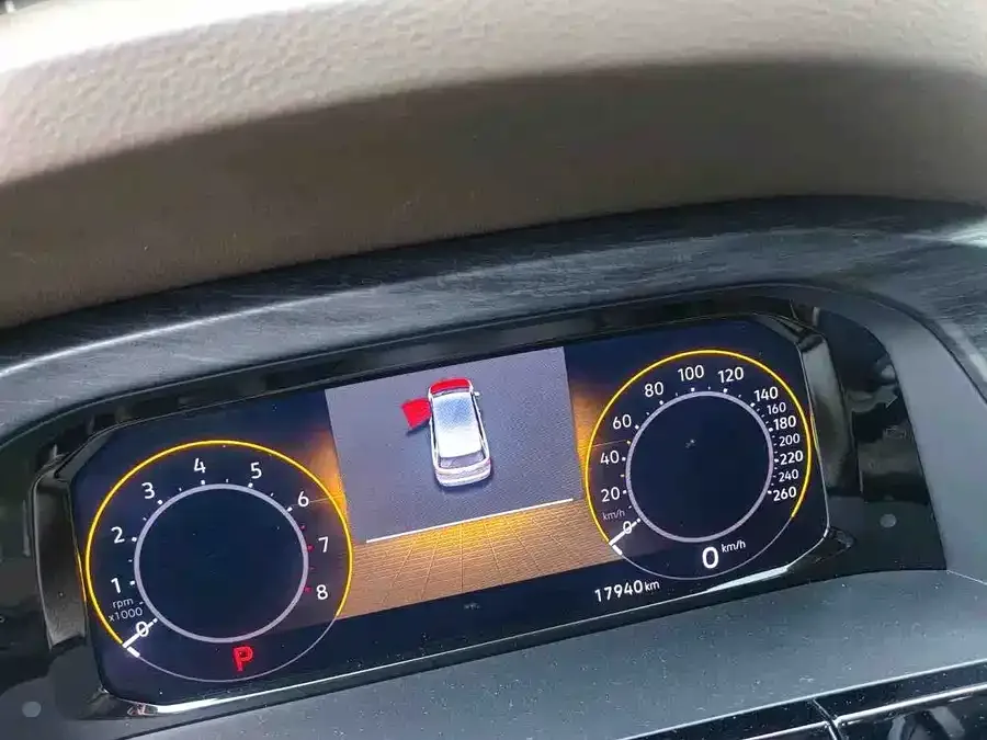 Volkswagen Viloran Weiran 2022 380TSI Zunchi Edition 2022 — миниатюра 2