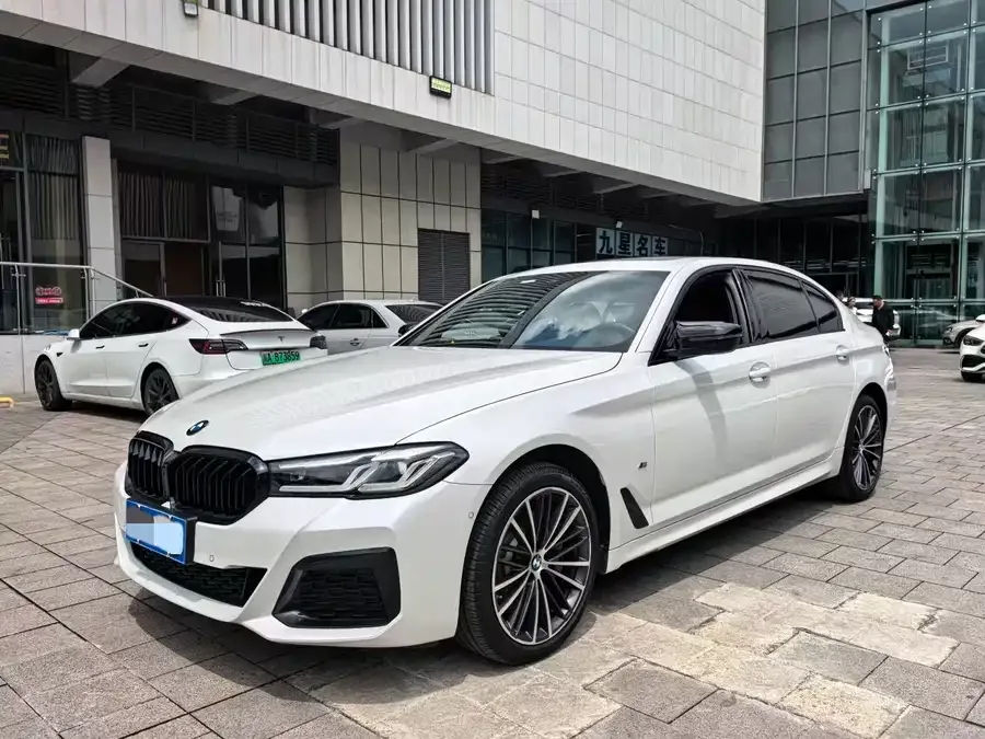BMW 5 Series 2023