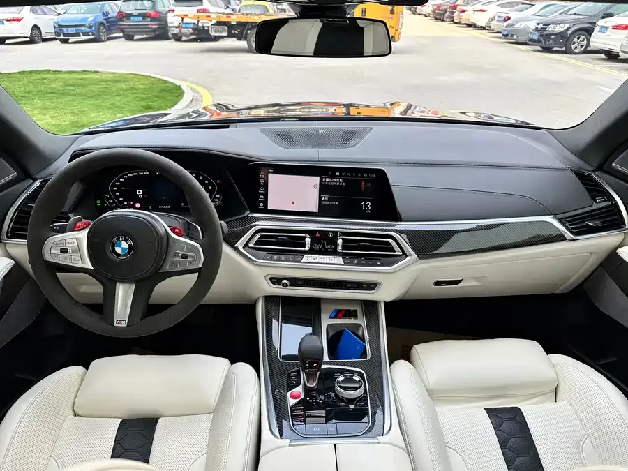 BMW X5 2022 facelift xDrive 30Li Exclusive M Sport Package 2022 — миниатюра 2