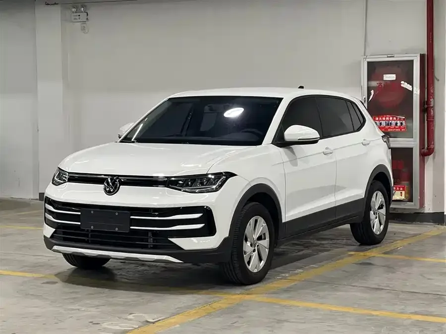 Volkswagen Tiguan (Tharu) 2026 Tiguan 1.5L Sharp Advance Edition 2025 — фото 1, купить с доставкой в Москву