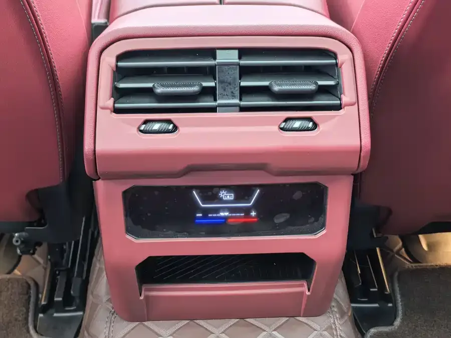BMW 5 Series BMW 5 Series 2025 525Li M Sport Package 2024 — миниатюра 5