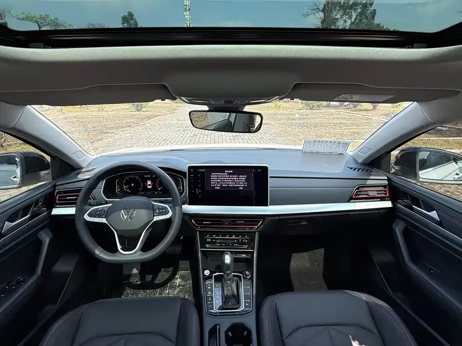 Volkswagen Lavida Lavida 2024 300TSI DSG Starry Sky Leading Edition 2024 — миниатюра 2