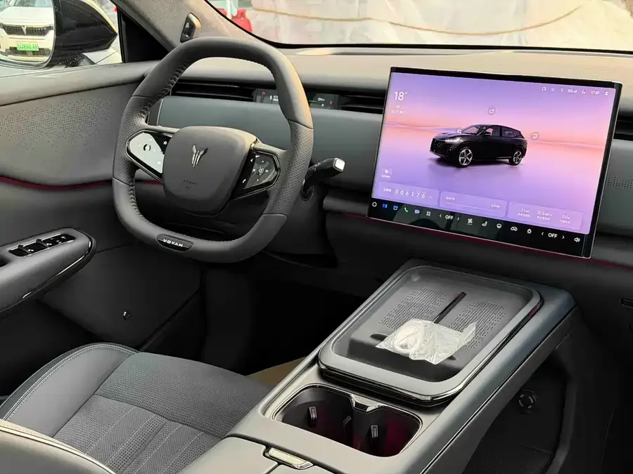 Voyah Courage Lantu Zhiyin 2024 4WD Global Edition 2025 — миниатюра 3