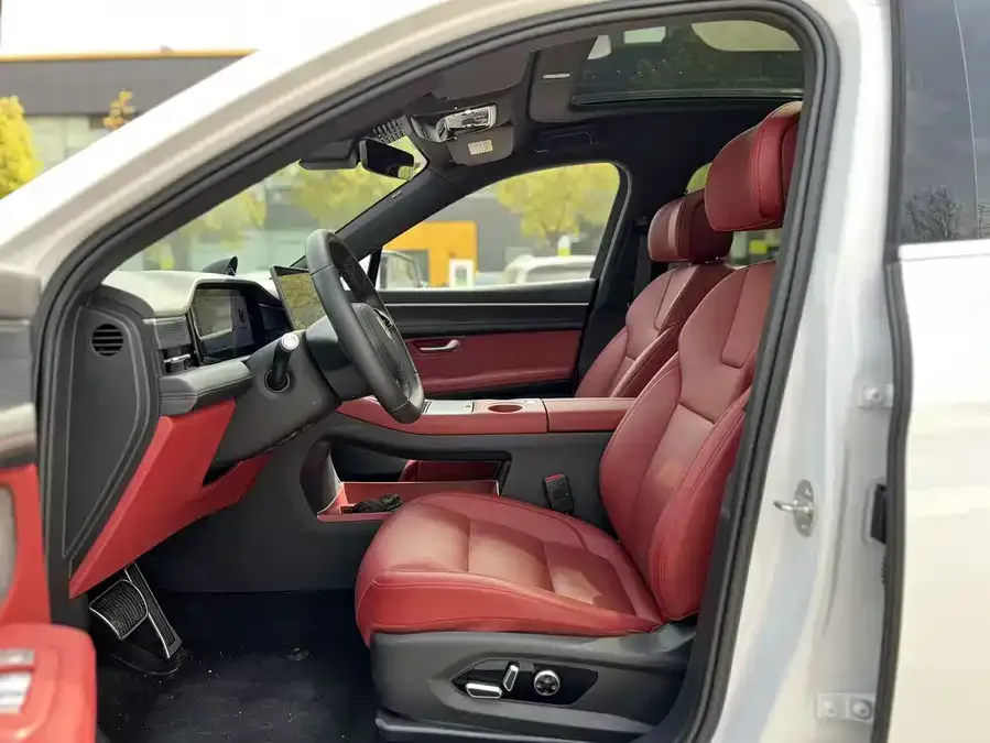 AITO M5 M5 2025 Extended Range Ultra Rear-wheel Drive 2025 — миниатюра 4