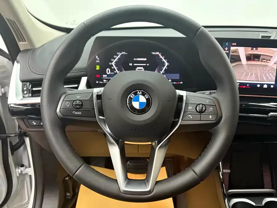 BMW X1 2025 sDrive25Li X Design Package 2025 — миниатюра 3