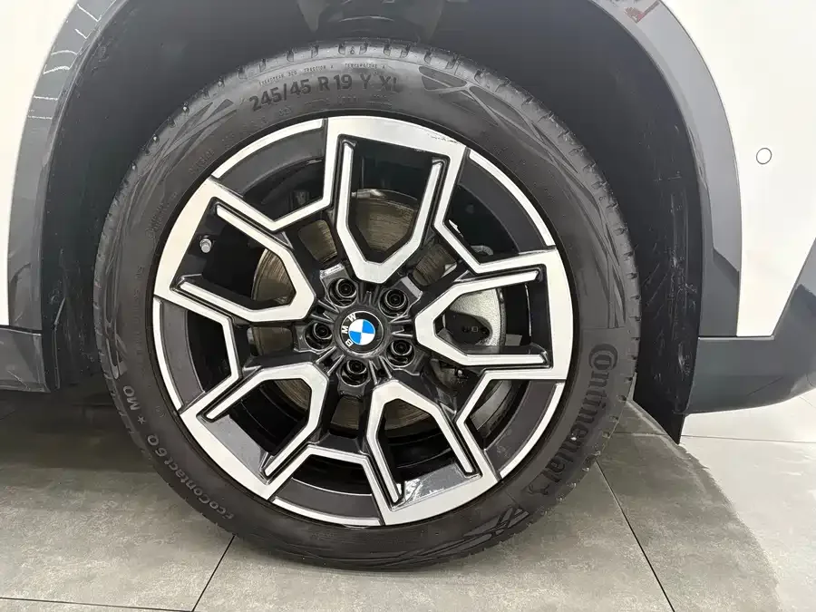 BMW X1 2025 sDrive25Li X Design Package 2025 — миниатюра 5