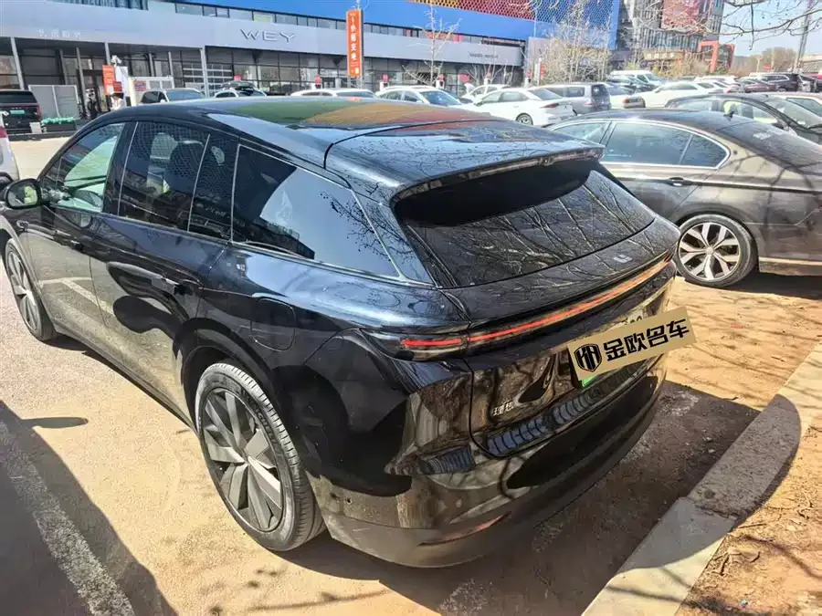 Li Auto i6 Li Auto i6 2025 AWD Standard Edition 2026 — миниатюра 3