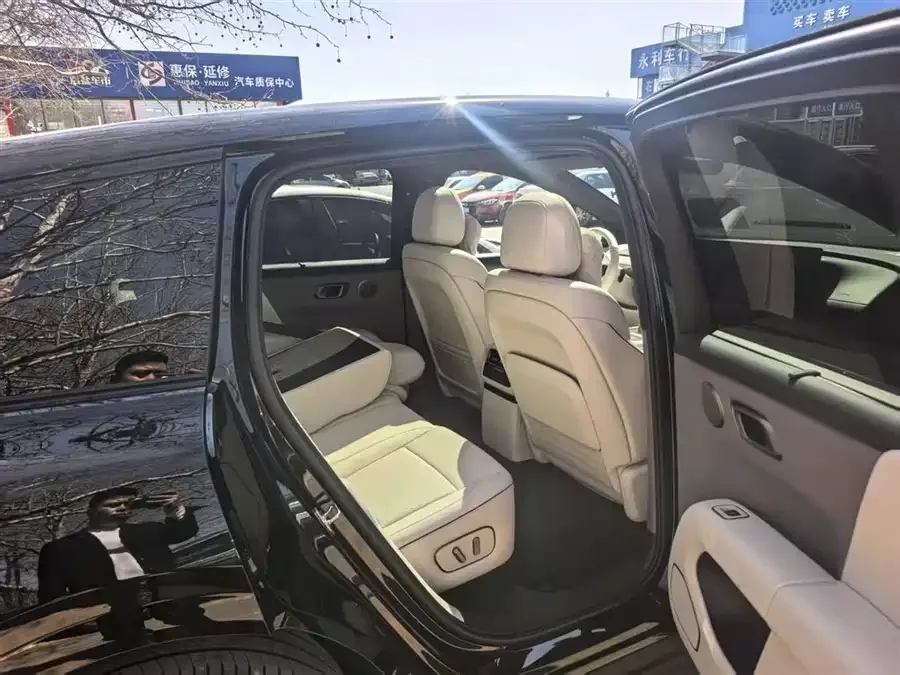Li Auto i6 Li Auto i6 2025 AWD Standard Edition 2026 — миниатюра 5