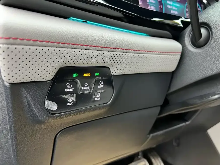 Volkswagen Teramont 2024 Touron Touron X 380TSI 4WD Luxury Edition 2024 — миниатюра 2