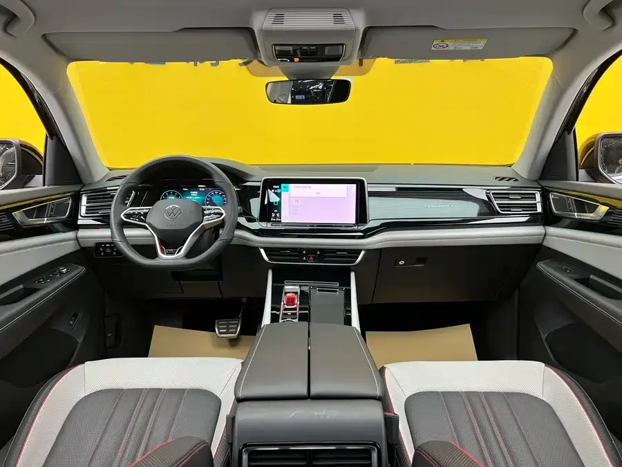 Volkswagen Teramont 2024 Touron Touron X 380TSI 4WD Luxury Edition 2024 — миниатюра 3