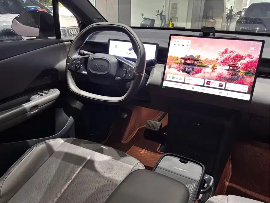 Lynk & Co Z20 Lynk & Co Z20 2025 530km RWD Pro 2025 — миниатюра 5