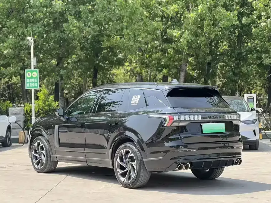 Lynk & Co 09 EM-P Lynk & Co 09 EM-P 2021 2.0T PHEV Ultra six-seater 2022 — миниатюра 3